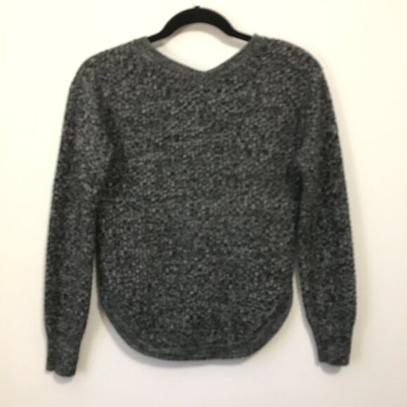 Dex Salt and Pepper Cozy Fringed Sweater - Picture 2 of 15